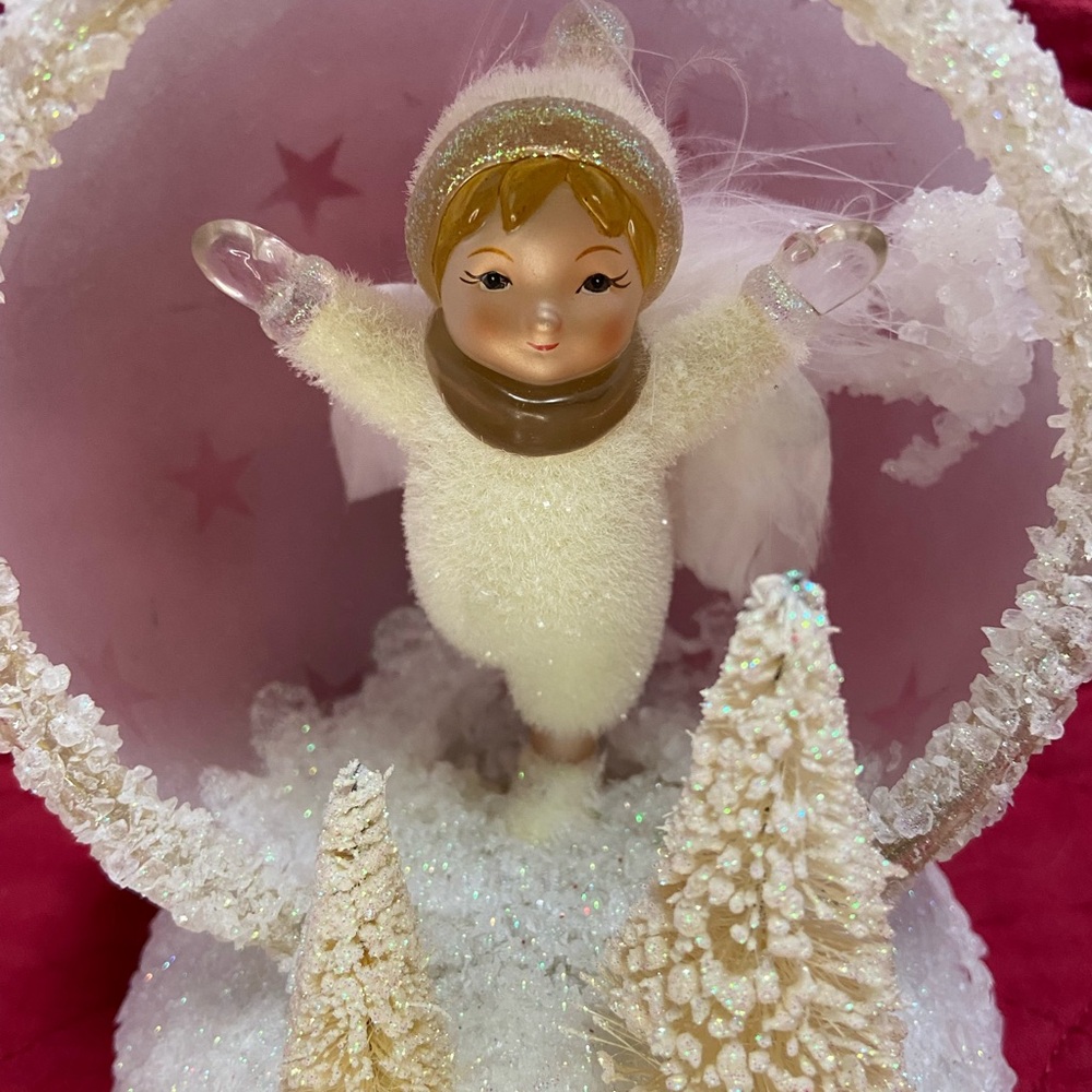 Twinkle Angel Baby Light Up Globe Power AC/DC Christmas Winter Snow